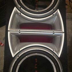12  INCHES   ROCKFORD FOSGATE   SPEAKERS 