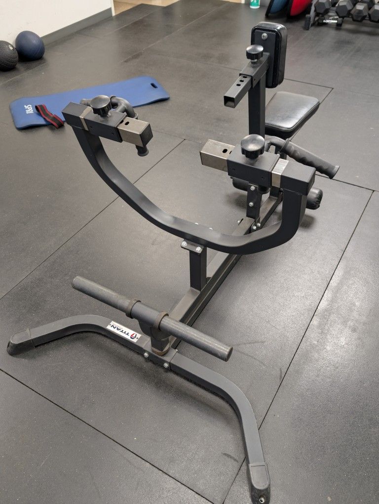 Titan Row Machine