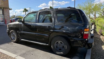 2002 GMC Yukon Denali