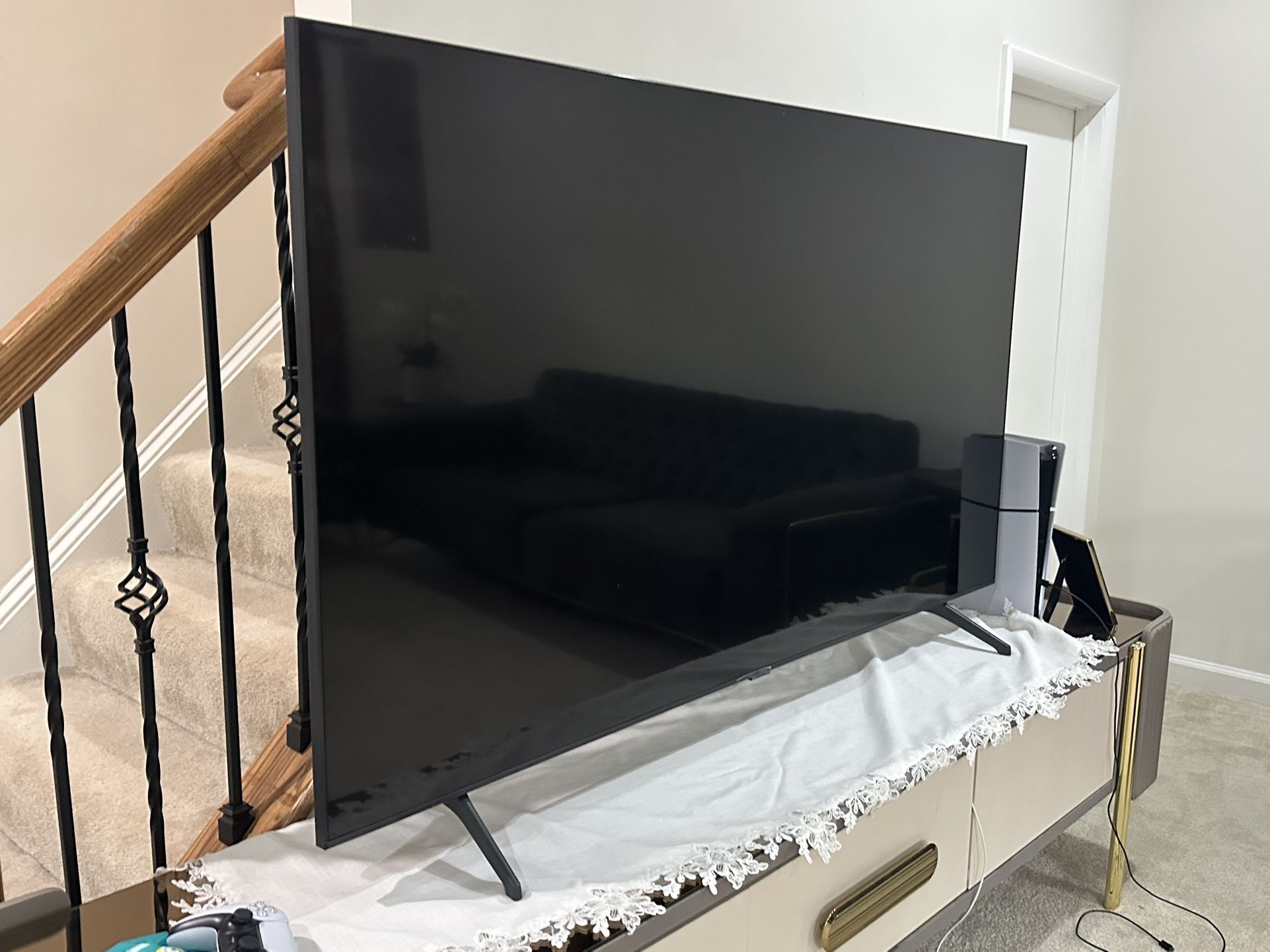 65" Class Crystal UHD TU7000