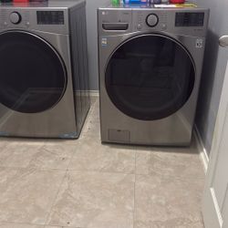 LG washer dryer set 600