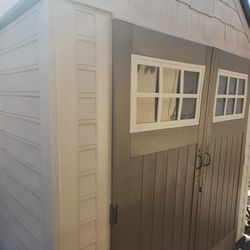 Rubbermaid Storage 7x7 