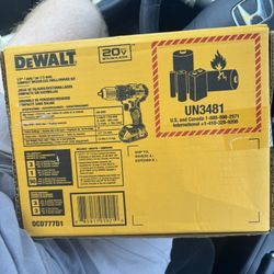 DEWALT DRILL