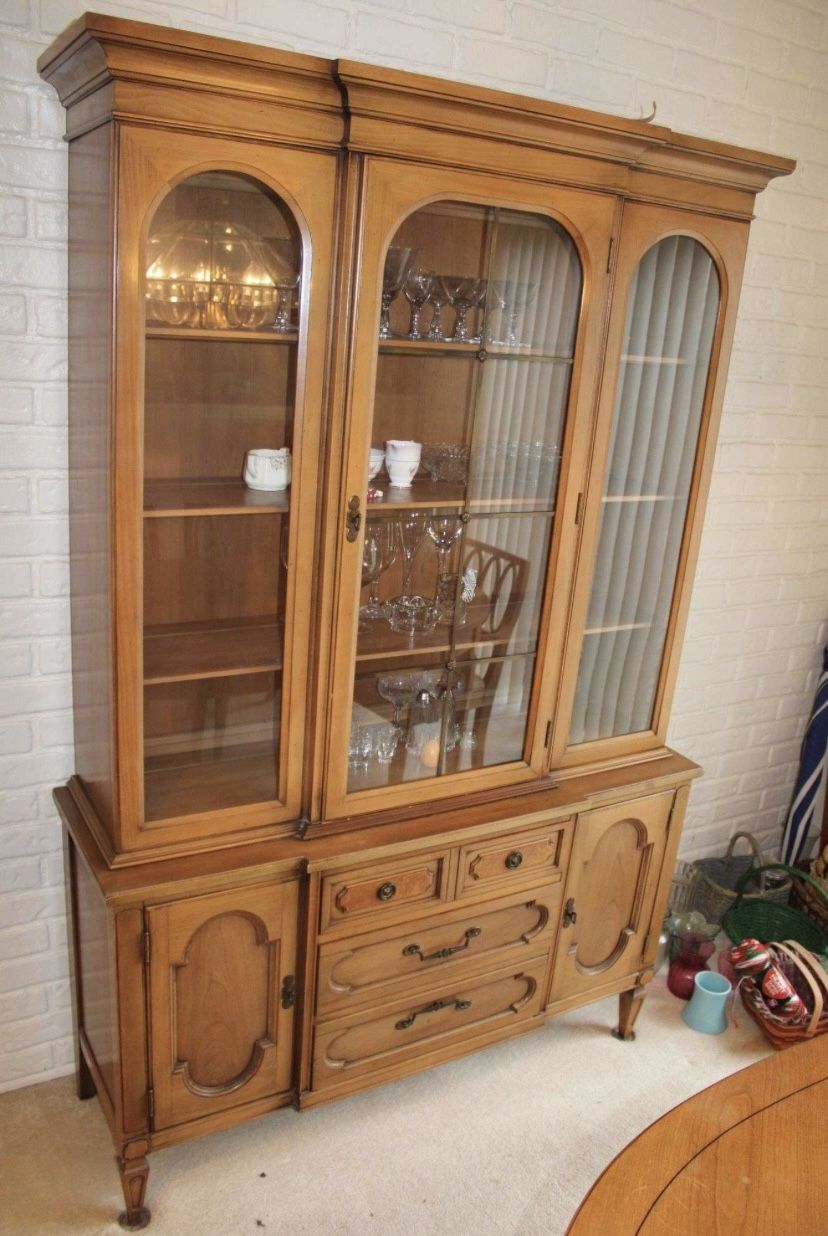 Mid- Century China Hutch