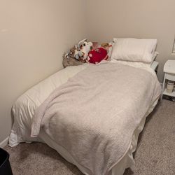 Full mattress & frame