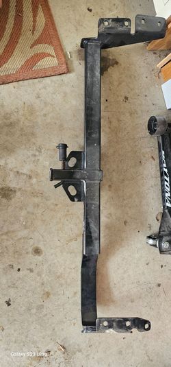 Hitch mount from 2006 Toyota Camry