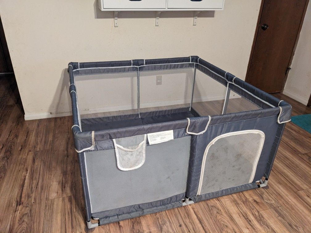 Playpen