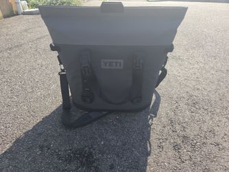 YETI Hopper Soft cooler
