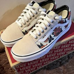 Old Skool Vans (Mary Rand)
