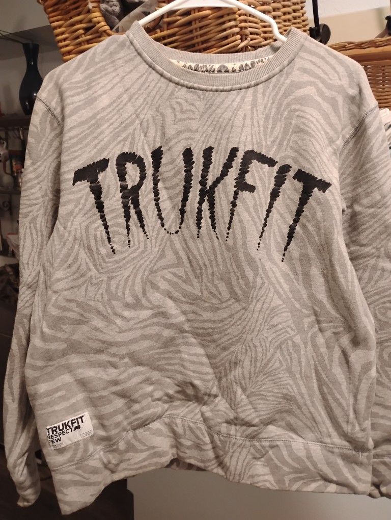 RARE GREY TRUKFIT LIL WAYNE CREWKNECK SWEATER!