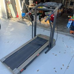 Pro form Treadmill 