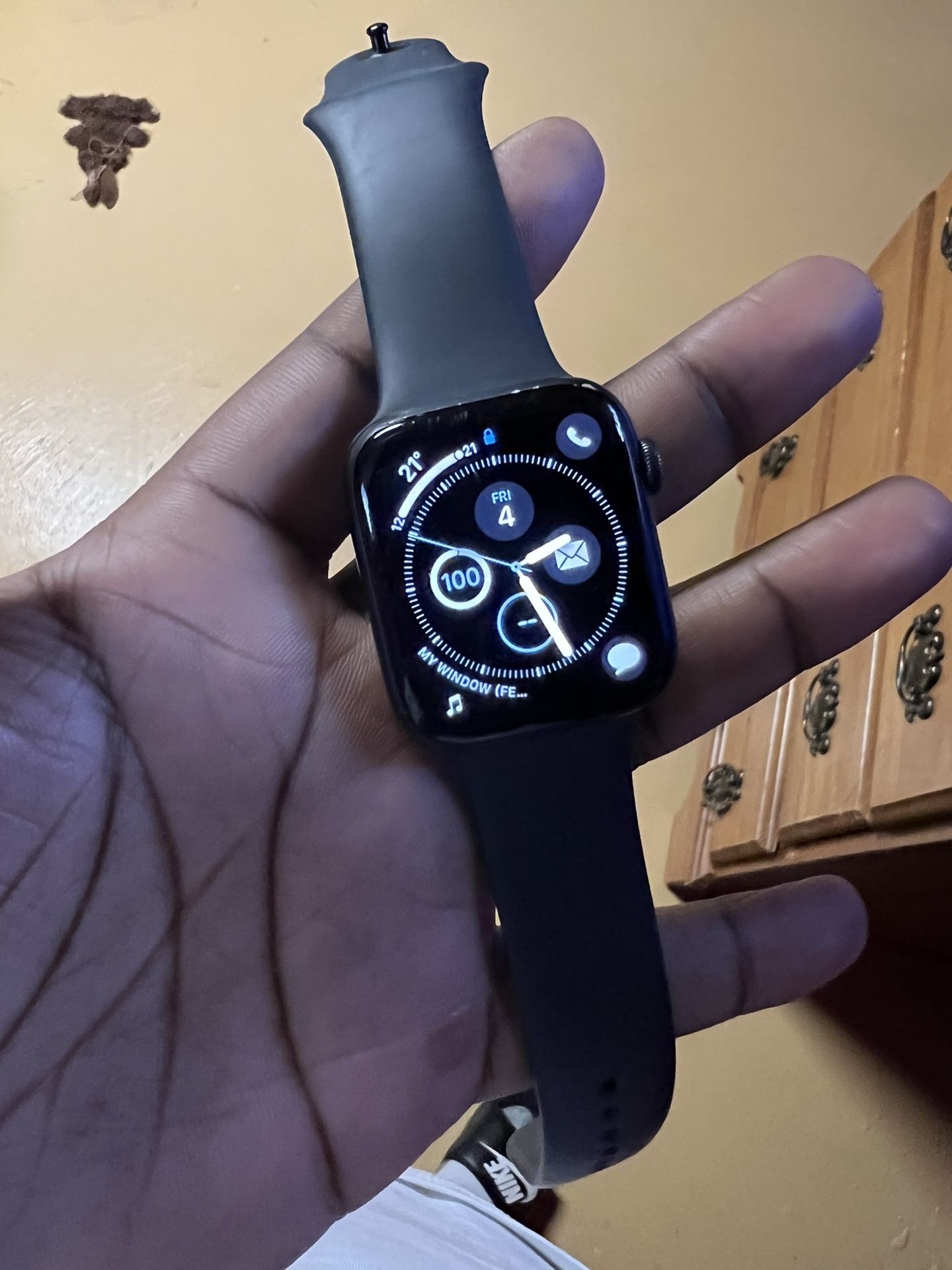 Apple Watch Series SE 44mm