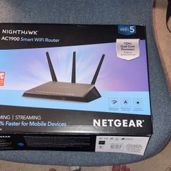 Nighthawk Smart Wi-Fi Router -AC1900