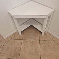 Desk corner white contemporary withdraw