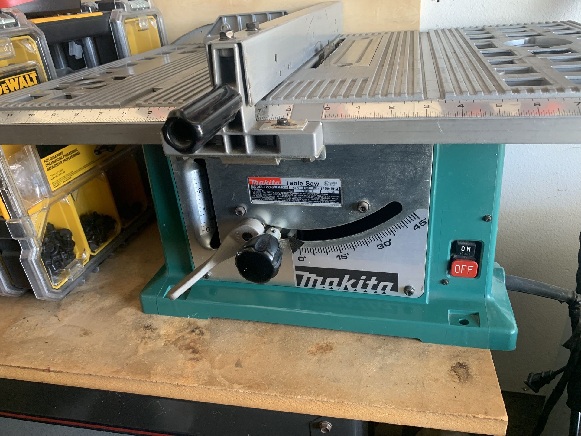 Makita Old School Table Saw Works Great