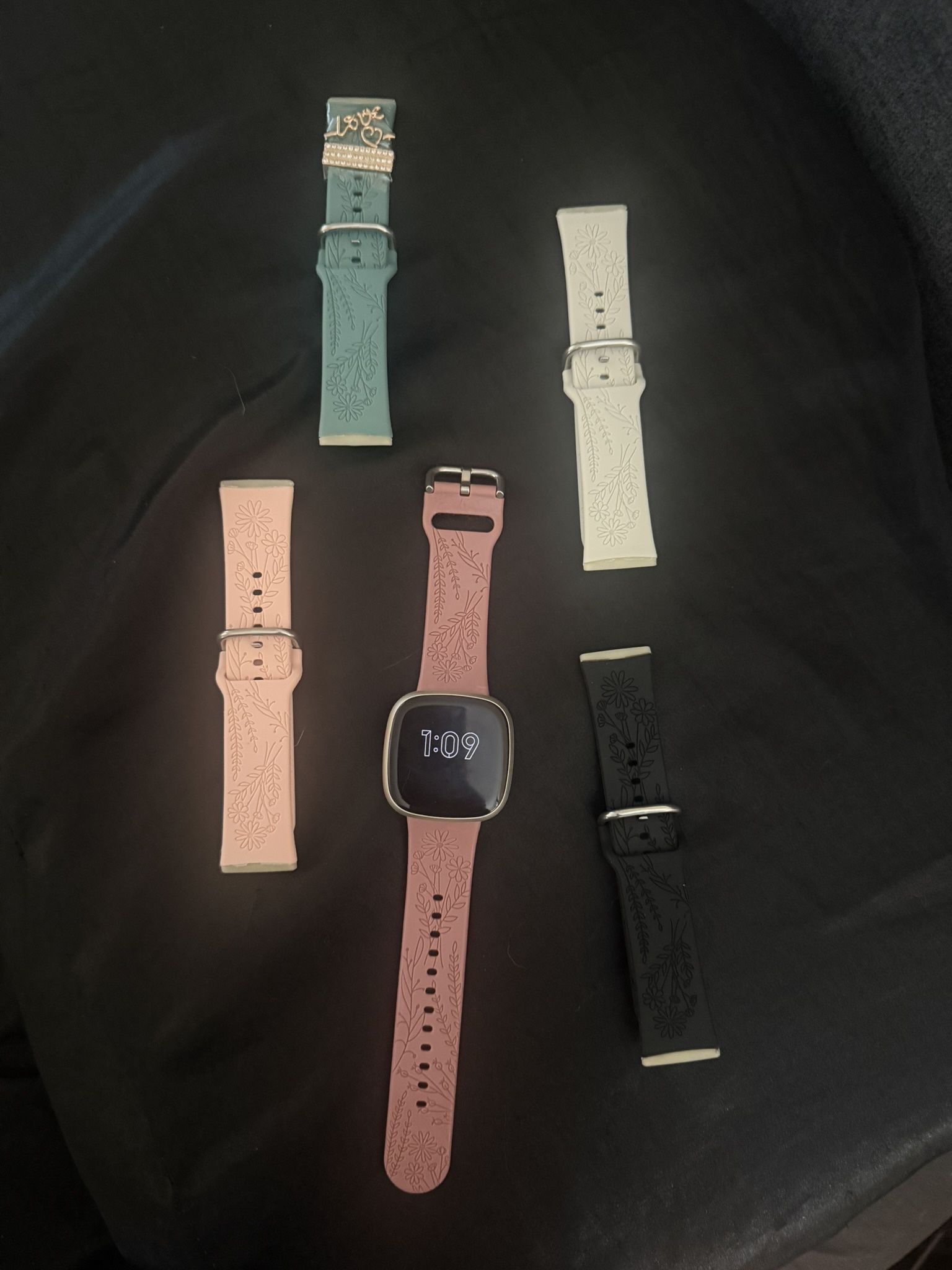 Versa 3 Fitbit with Extra Bands