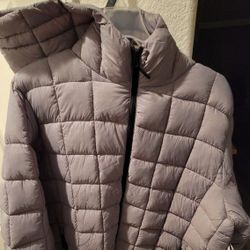 Reebok Lightweight Puffer Jacket w/Hood