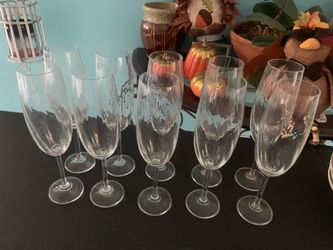 Set of glassware
