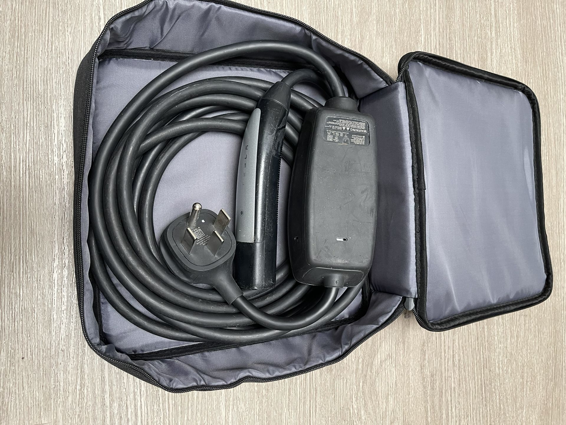 Adapter, 30A, 250V) + Brand-New Converter.