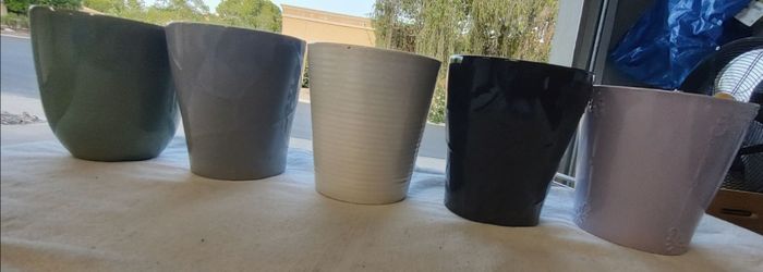Set of 5 Small Ceramic Planters / Pots – Assorted Colors