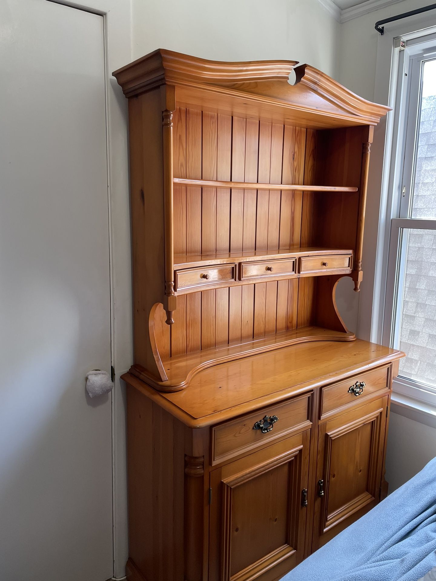 Antique/Vintage Dresser.   “Exclusive”  