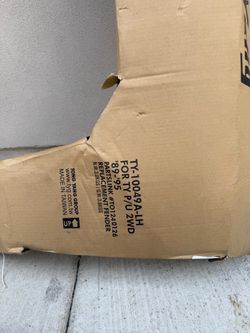 Toyota front fender