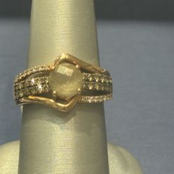 Rose Gold Ladies Ring