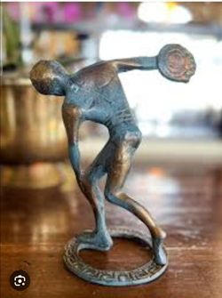 Discus Thrower Athlete Bronze Greek Statue, Ancient Greece Olympic Games, Discobolus of Myron Metal Sculpture, Museum Replica..GREAT PATINA!....asking