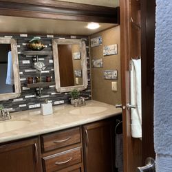 Columbus Palomino RV/Lot and Membership