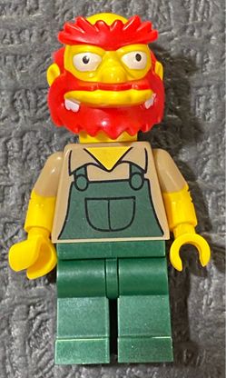 **LEGO The Simpsons Minifigure – Groundskeeper Willie | Adult Collector-Owned**