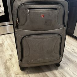 Swiss Gear Large Checked Luggage (Sion Model)