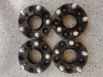 Titan Wheel Spacers – 1.25” (32mm) – Jeep Wrangler 4xe / JL – Set of 4