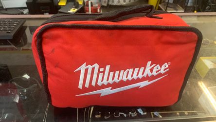 Milwaukee Milwaukee 7.0 AMP 4-1/2" Small Angle Grinder Model 6130-33