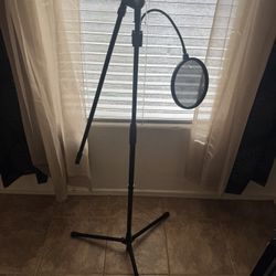 Microphone Stand