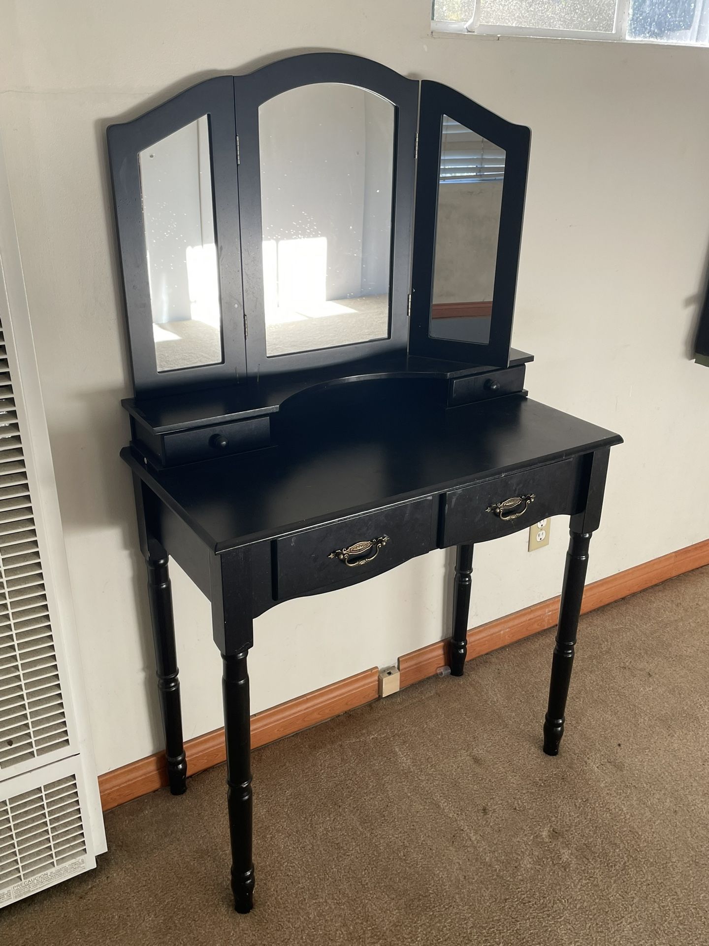 Black vanity with mirror 