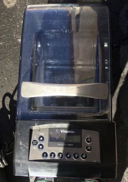 Stainless Steel Vitamix for Sale in Whittier, CA - OfferUp