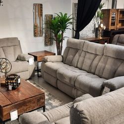 🚚Ask 👉Sectional, Sofa, Couch, Loveseat, Living Room Set, Ottoman, Recliner, Chair, Sleeper. 

✔️In Stock 👉Mitchiner Fog Reclining Living Room Set