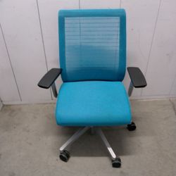 Steelcase Ting $ 150