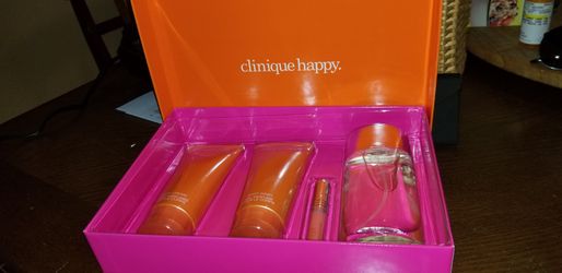 Clinique happy perfume set new!