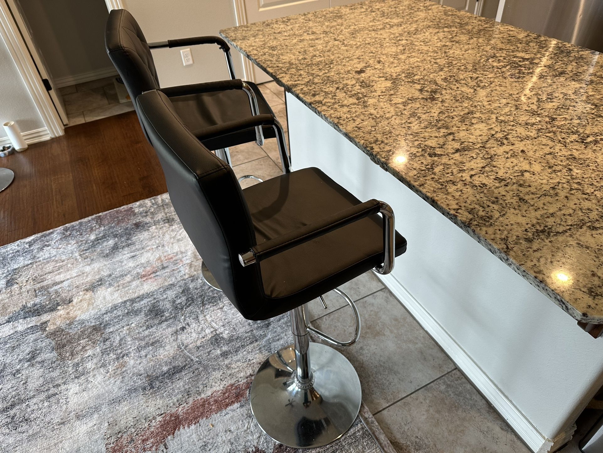 VECELO Bar Stools Set of 2 - Black Leather