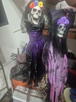 Halloween decor