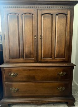 Ethan & Allen  Armoire Dresser
