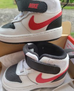 Nike Court Borough Mid 2 Shoes