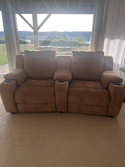 Reclining Theater chairs / Couch