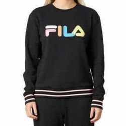 NWOT FILA  Ladies Sweatshirt For Sale !!!