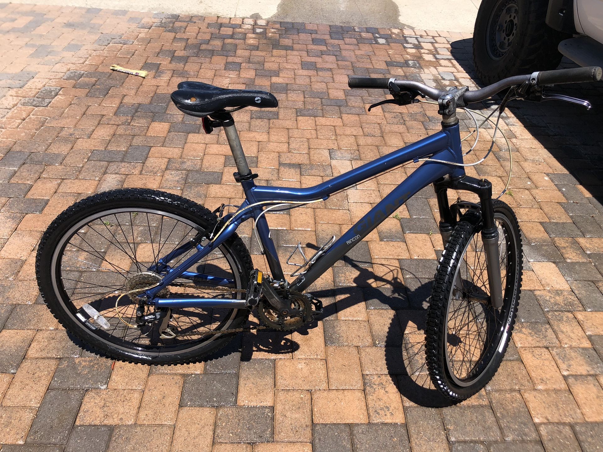 Giant Mountain Bike
