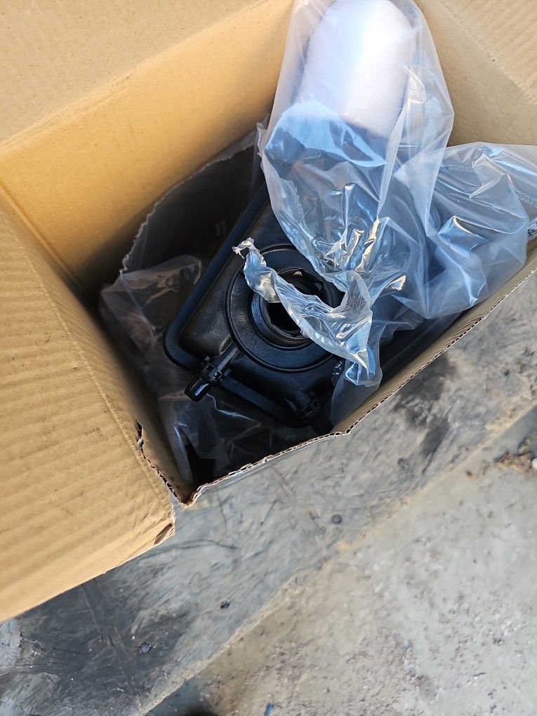 BMW E60 Coolant Reservoir New OEM