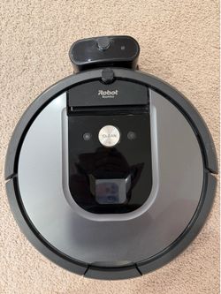 iRobot Roomba 960 Auto charging Pet Robotic Vacuum Cleaner