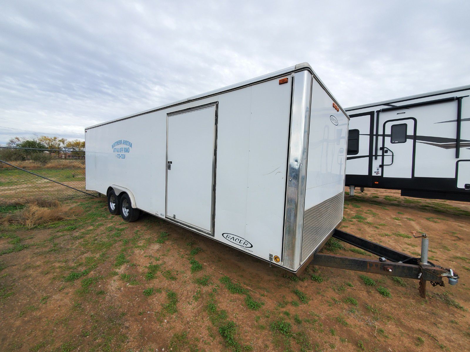 26 foot enclosed trailer