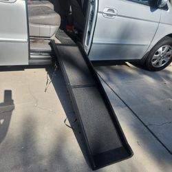 Foldable Pet Ramp 6" Long.